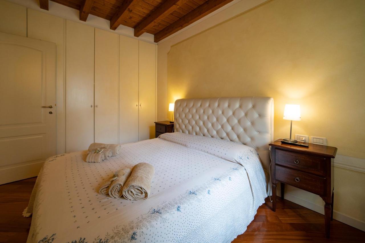 Romantic Lake View House Sulzano Bagian luar foto