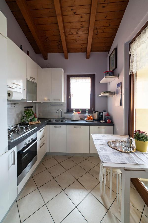 Romantic Lake View House Sulzano Bagian luar foto