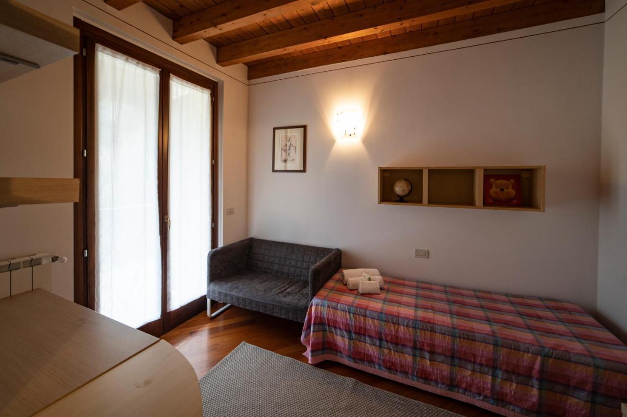 Romantic Lake View House Sulzano Bagian luar foto