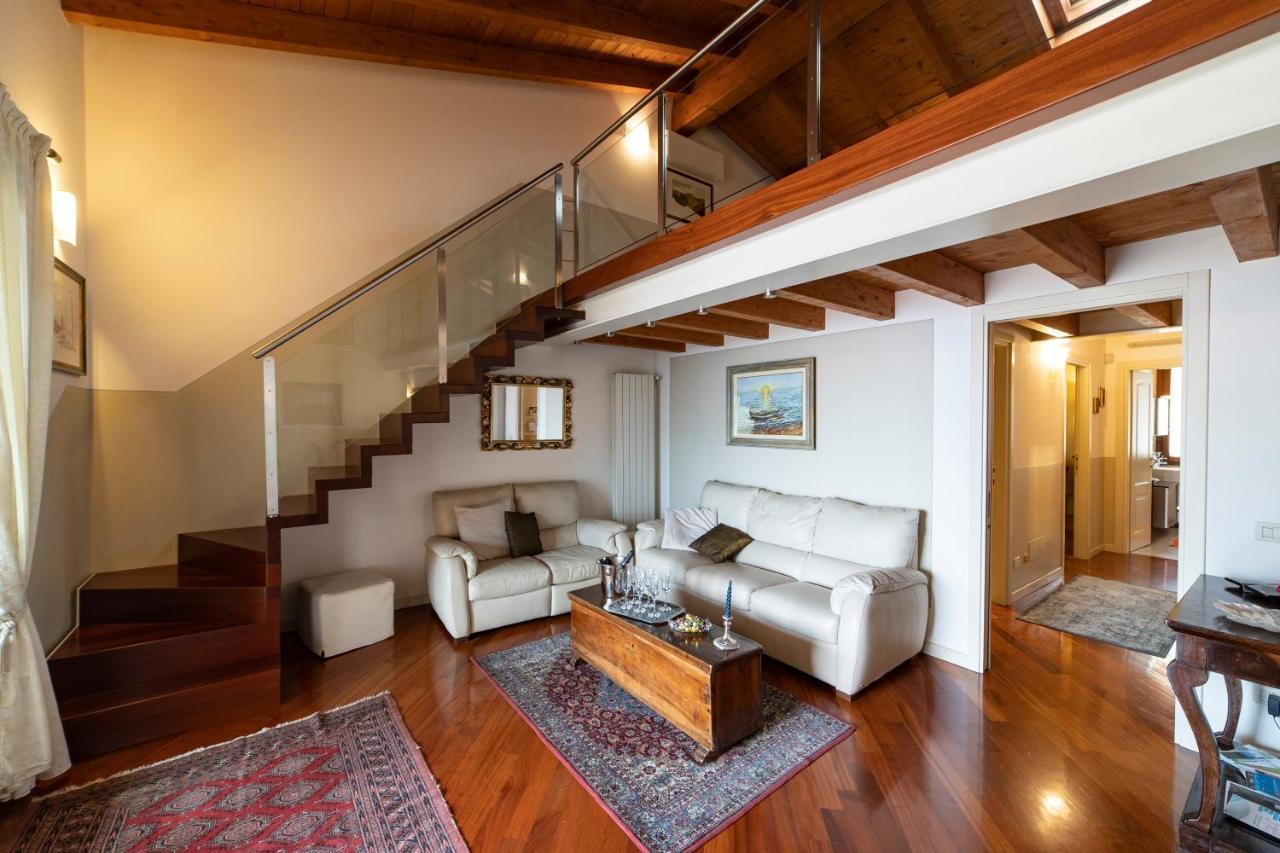 Romantic Lake View House Sulzano Bagian luar foto